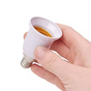 Adapter żarówek E14 na E27 - solidne i bezpieczne rozwiązanie do dostosowania oświetlenia